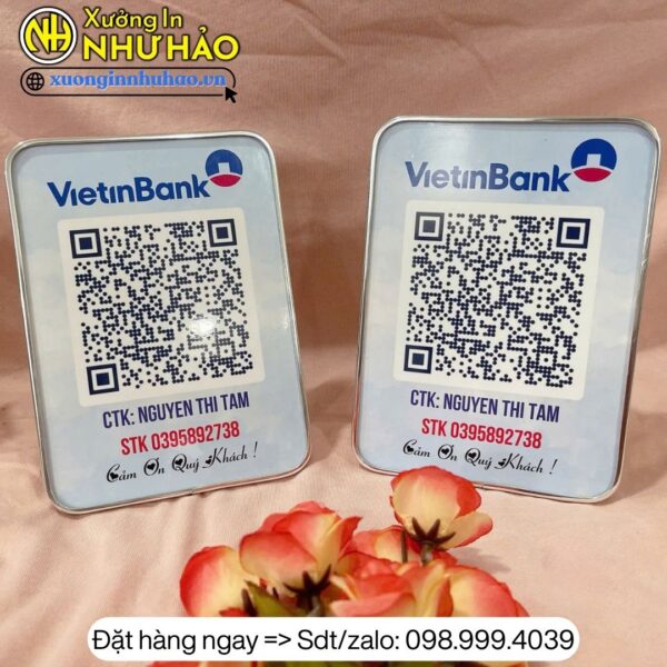 Bang ma qr khung trang guong