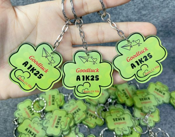 móc khóa logo thương hiệu