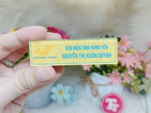 bảng tên nhân viên