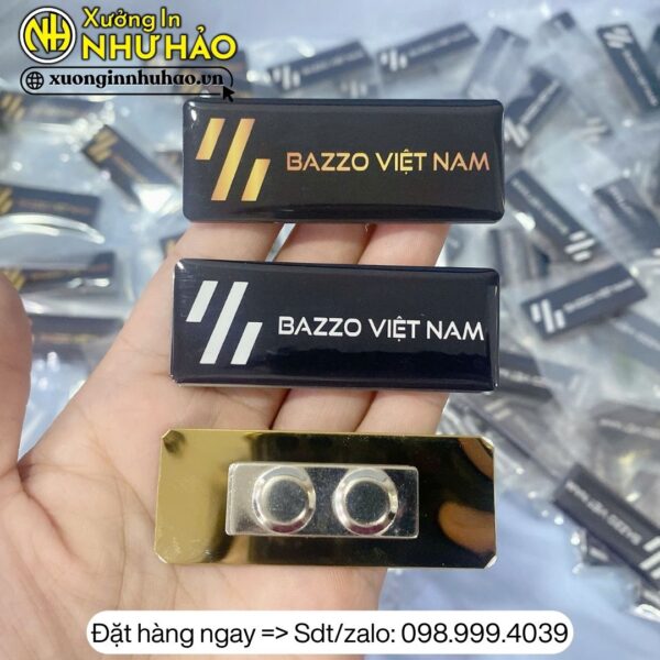 bảng tên nhân viên cài áo