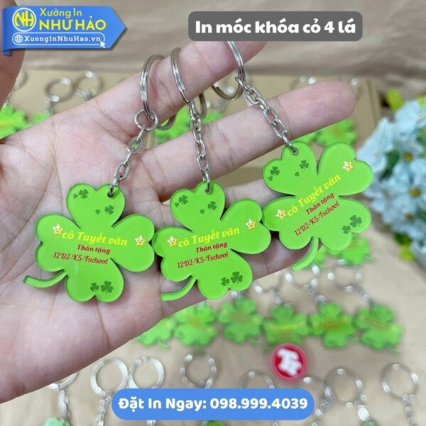 In Móc Khóa Cỏ 4 Lá Theo Yêu Cầu Tạo Dấu Ấn Riêng - Chất Liệu Mica, Nhựa Và Alu Gương - In UV Sắc Nét, Thiết Kế Miễn Phí