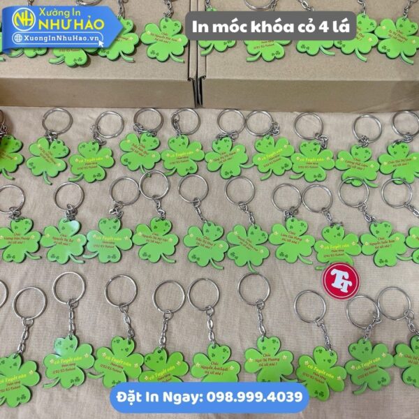 In Móc Khóa Cỏ 4 Lá Theo Yêu Cầu Tạo Dấu Ấn Riêng - Chất Liệu Mica, Nhựa Và Alu Gương - In UV Sắc Nét, Thiết Kế Miễn Phí