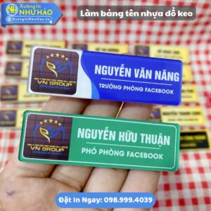 Xưởng Làm Bảng Tên Nhựa Đổ Keo Cao Cấp, In Logo Sắc Nét, Bền Đẹp. Giải Pháp Cài Áo Nam Châm Và Ghim Cài Tiện Lợi, Bảo Vệ Đồng Phục, Tăng Nhận Diện Thương Hiệu