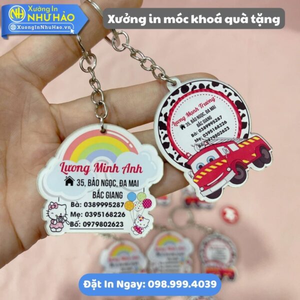 Xưởng In Móc Khoá Quà Tặng Theo Yêu Cầu: Chất Liệu Mica, Alu Hoặc Nhựa - In UV Sắc Nét, Thiết Kế Miễn Phí