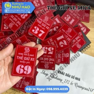Thẻ Giữ Xe Nhà Hàng Bằng Mica – In Logo Thương Hiệu, Chống Nước, Độ Bền Cao