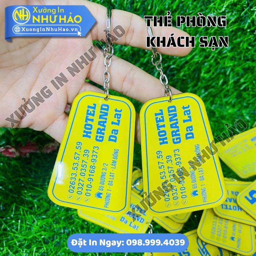 thẻ số phòng khách sạn (1) Thẻ Số Phòng Khách Sạn Mica – In Kỹ Thuật Số Sắc Nét, Sang Trọng, Chuyên Nghiệp