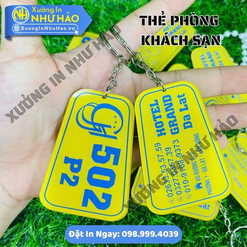 thẻ số phòng khách sạn (2) Thẻ Số Phòng Khách Sạn Mica – In Kỹ Thuật Số Sắc Nét, Sang Trọng, Chuyên Nghiệp