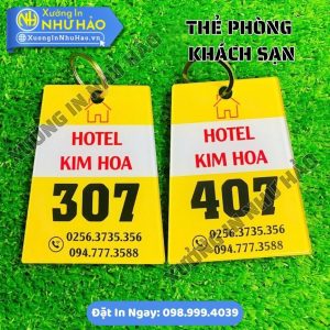 Thẻ Số Phòng Khách Sạn Mica – In Kỹ Thuật Số Sắc Nét, Sang Trọng, Chuyên Nghiệp