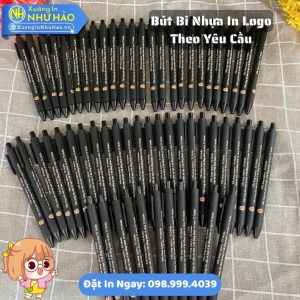Báo Giá Đặt Làm Bút Bi Nhựa In Logo Theo Yêu Cầu Dành cho Doanh Nghiệp Làm Quà Tặng Sự Kiện Đẹp Giá Tận Gốc Tại Xưởng Như Hảo
