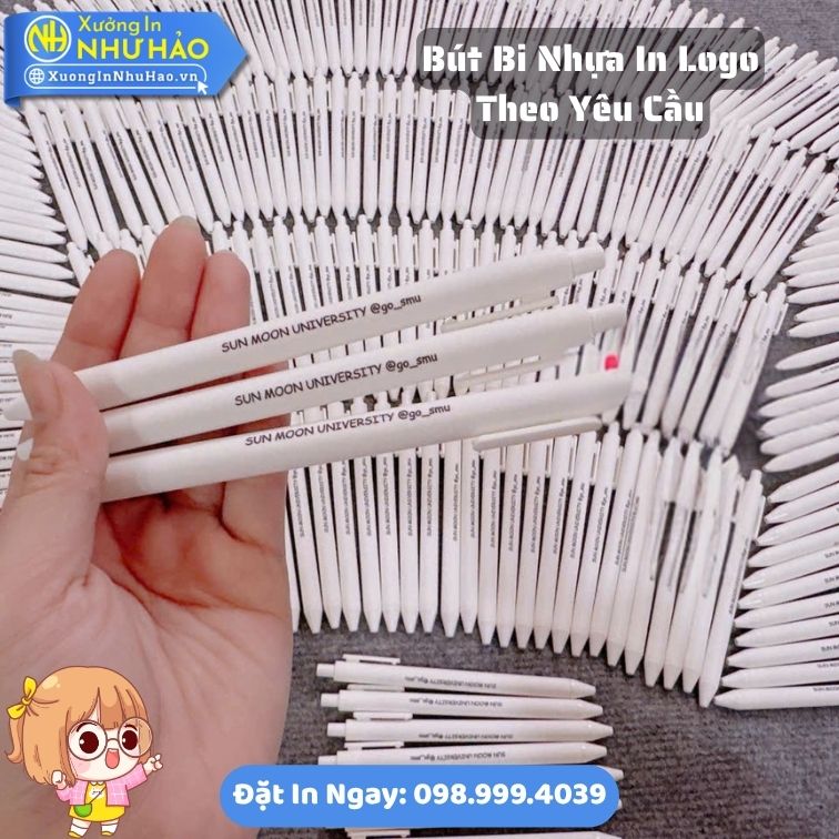 But Bi Nhua In Logo Theo Yeu Cau Báo Giá Đặt Làm Bút Bi Nhựa In Logo Theo Yêu Cầu Dành cho Doanh Nghiệp Làm Quà Tặng Sự Kiện Đẹp Giá Tận Gốc Tại Xưởng Như Hảo
